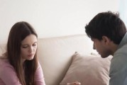 出轨的女生，是否值得挽回？（探讨出轨原因，分析挽回意义）
