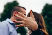 离婚不分居，挽救婚姻的最后机会（15条有效方法帮助你重建婚姻）