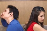 挽回女友的有效方法（从行动、心态和沟通入手，成功挽回爱情）