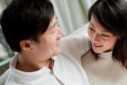 如何挽回婚姻——“离婚还住在一起”的方法（探究“离婚还住在一起”背后的秘密，帮助你重建婚姻关系）