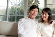 婚内女方出轨如何挽回男友的心？（解读男友的心理，教你克服出轨的影响）