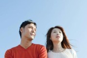 如何轻松掌握挽回女友的三大要素？（走进女友内心的钥匙，重燃爱情火焰！）