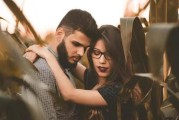 男人出轨的原因与心理分析（探寻男人出轨背后的真相，了解婚姻中的困惑与诱惑）