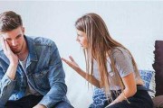 老婆出轨，老公是否应该原谅？（分析原因，探讨解决方法，家庭和谐）