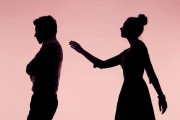 如何正确挽回夫妻吵架后的关系（以沟通和理解为关键，让爱情更加坚固）