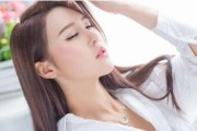 如何处理女友说和我在一起很累的问题（解决情侣关系中的疲惫情感，建立健康的沟通模式）